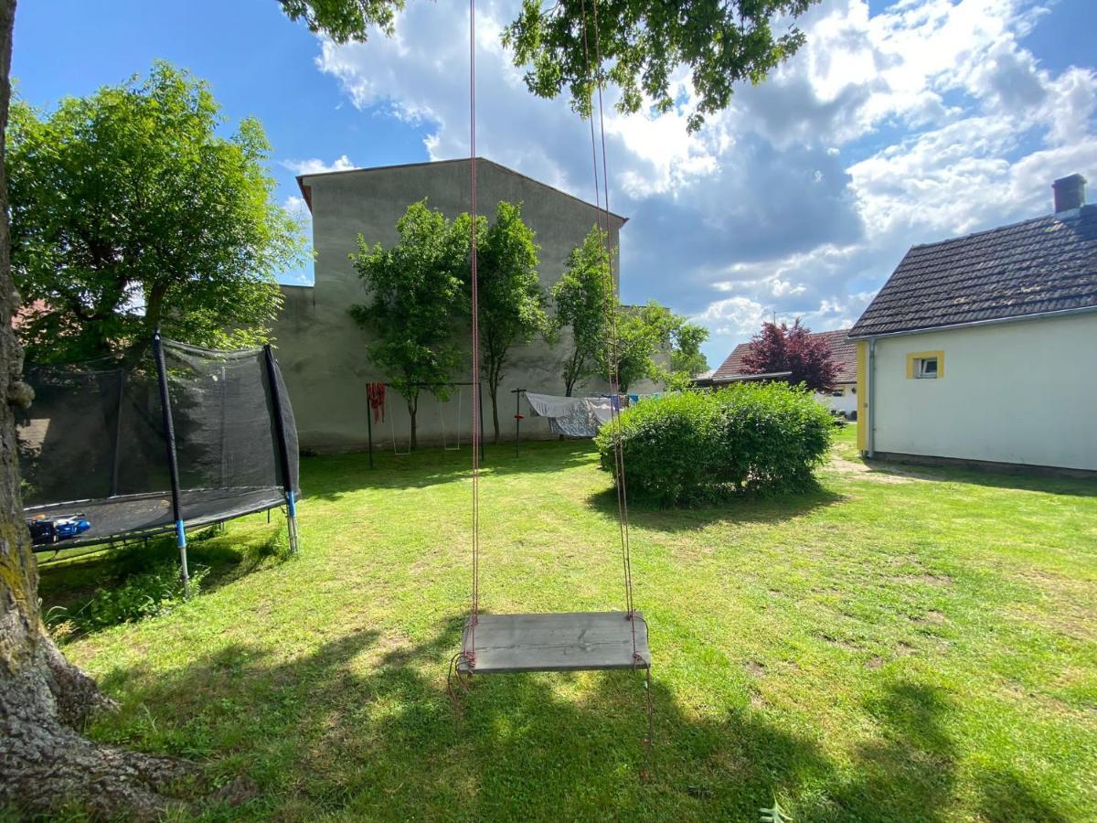 Apartman Beniskovec, Suchdol Nad Luznici Exteriér fotografie